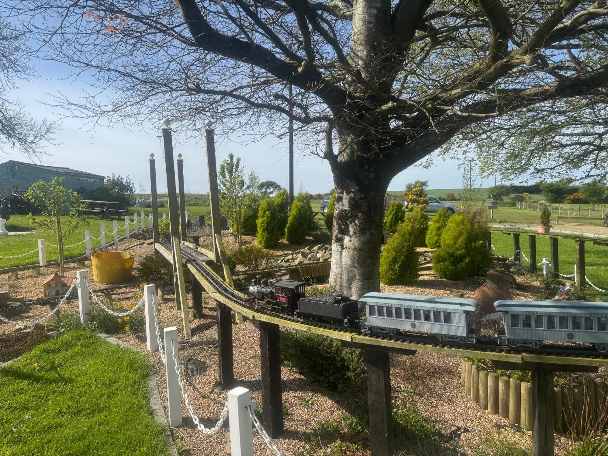 特雷纽伊德农场假日小屋 卡迪根 外观 照片